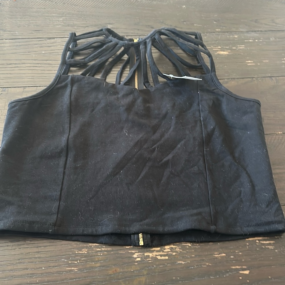 Women’s black crop top
